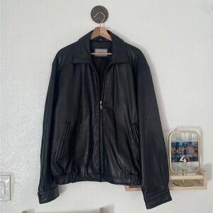 Vintage Hathaway Black Leather Blouson Jacket – Classic Minimalist Zip-Up